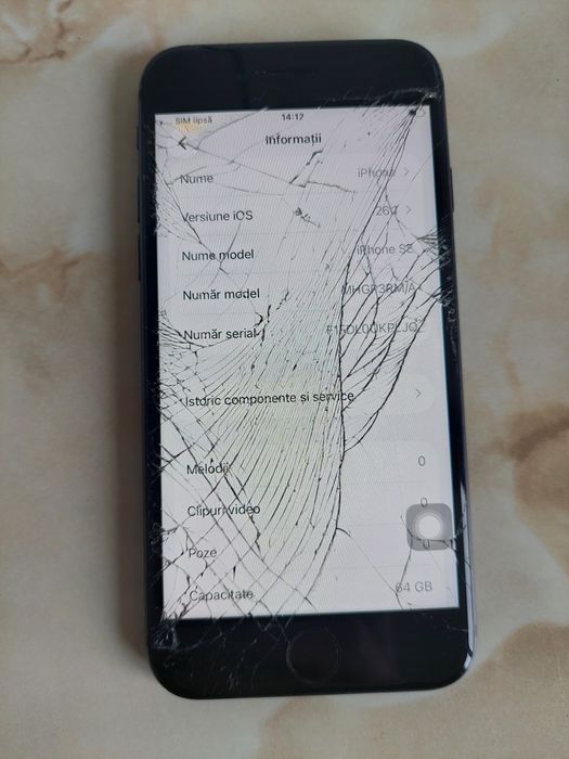 [SE2] Vând  iPhone SE 2 spart dar funcțional (iOS 26.1) //poze reale