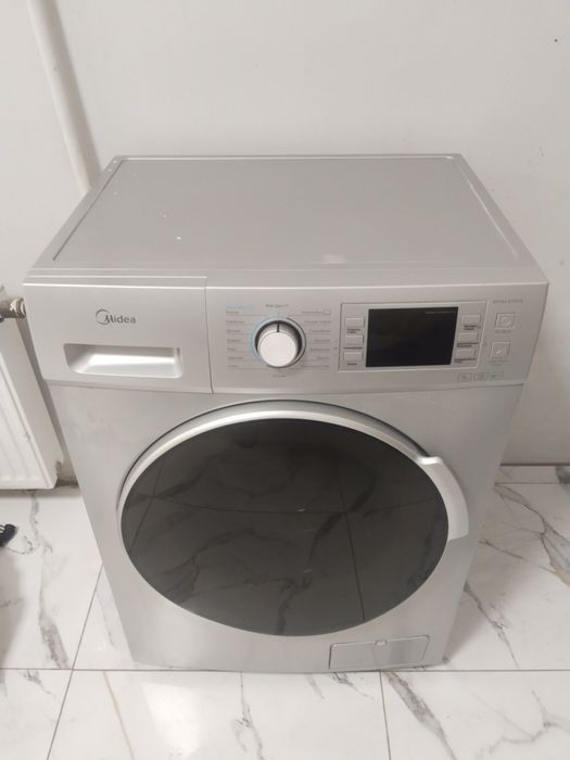 Продается стиральная машинка Мидеа 6кг