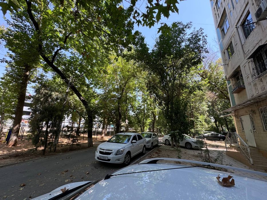 #155 Центр, Яккасарой, Бобур коча, 2/3/9 шинам квартира сотилади