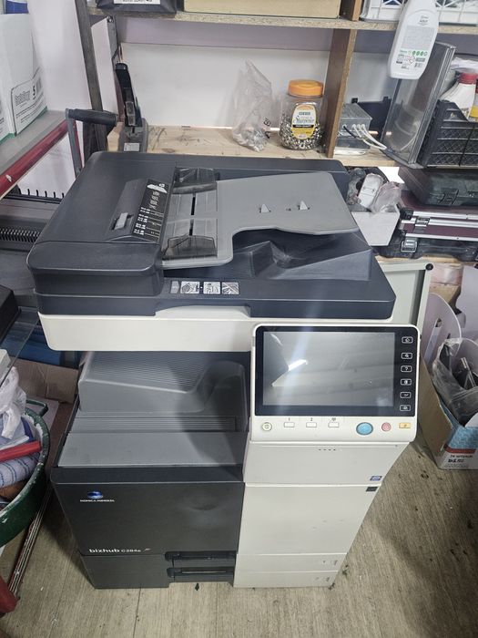 Продам Konica Minolta bizhub C284e.