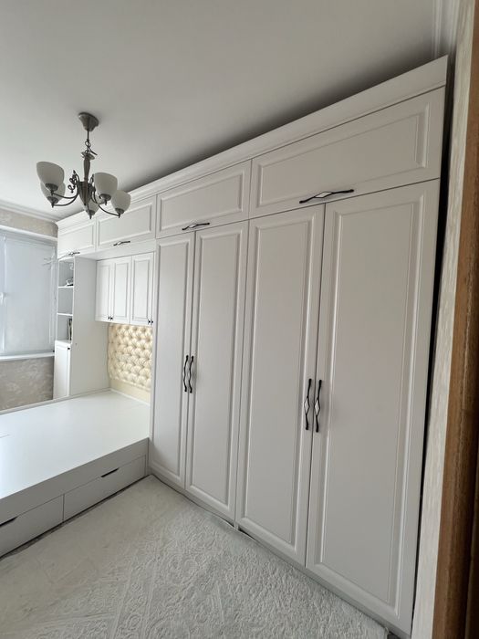 Продам спальный гарнитур