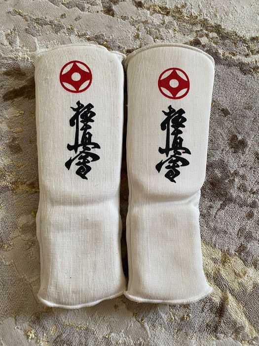 Перчатки футы бу