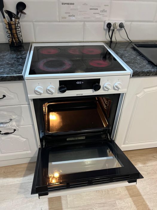 Кухонная плита б/у