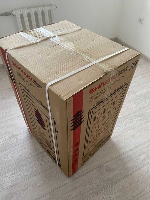 Продам газ плиту