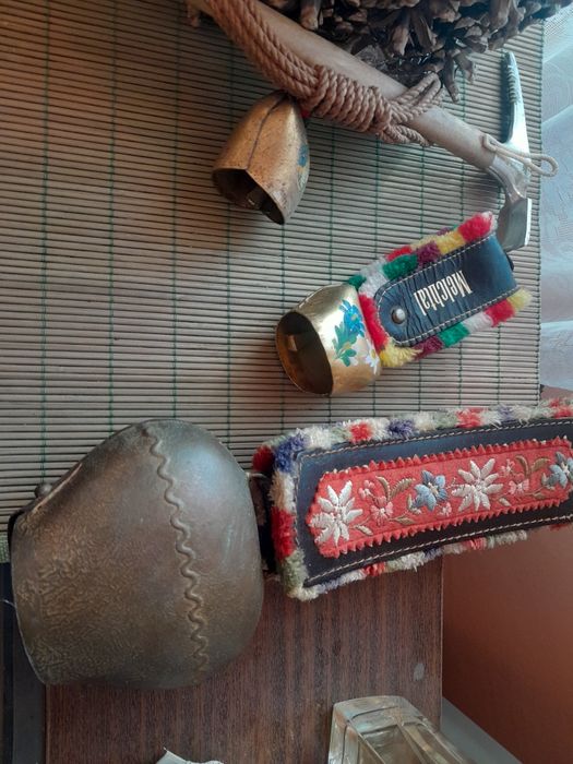 Set talange turism, ținute