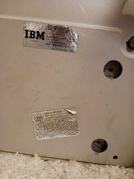 Пишеща машина IBM