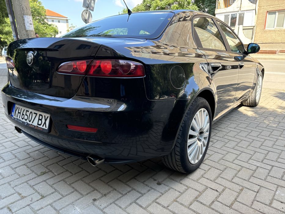 Alfa  Romeo 159