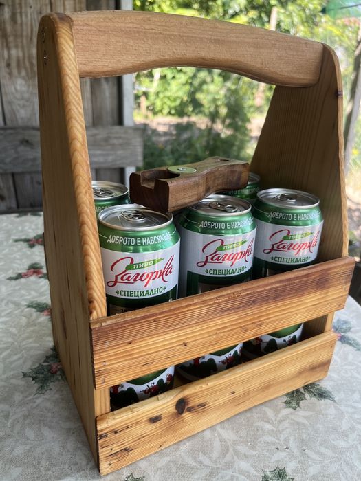 Дървена кошница за бира и малко столче