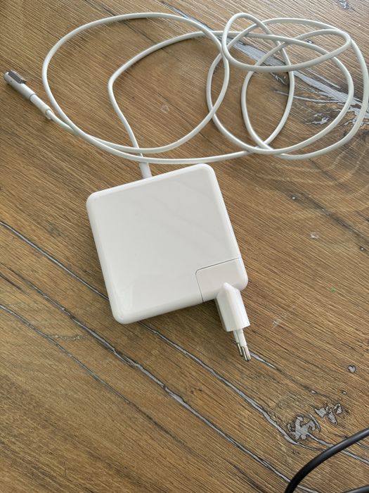 Адаптер/зарядка Макбук