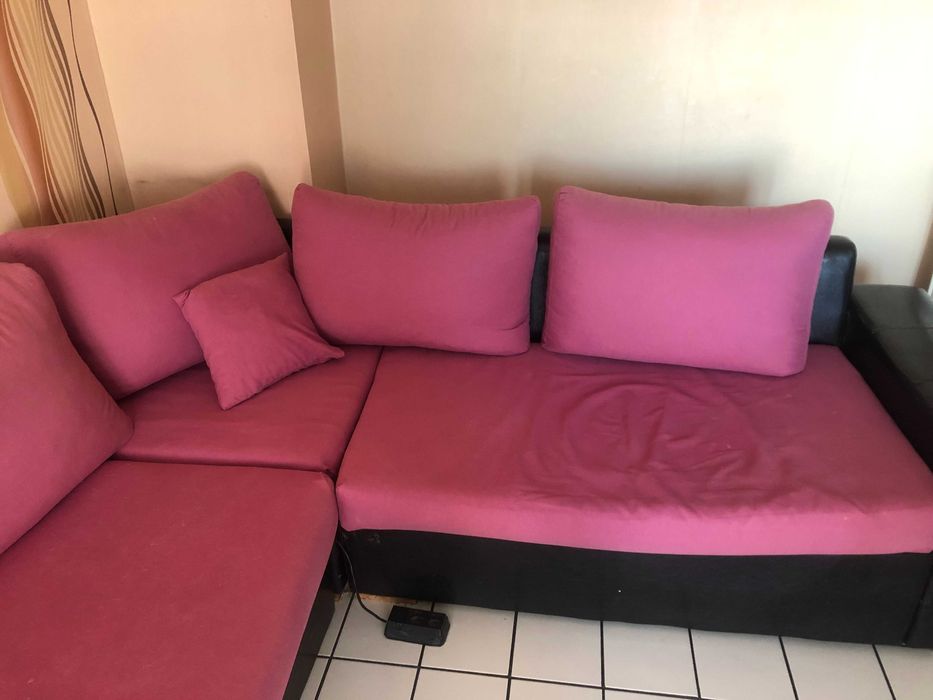 Разтегателен диван