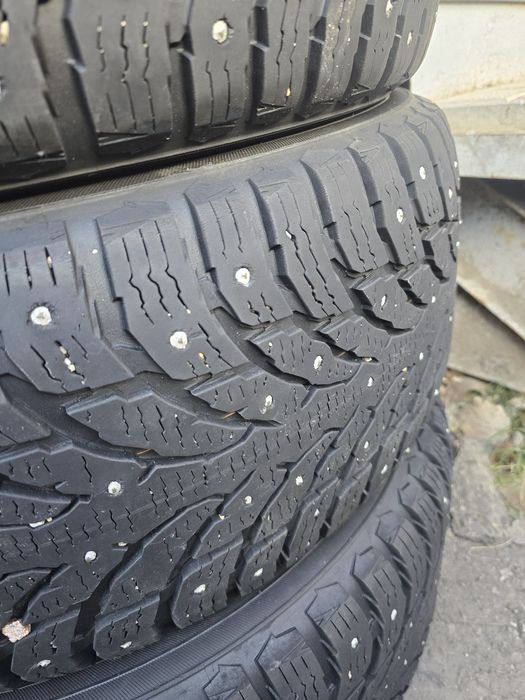 nokian hakkapeliitta 9 R18