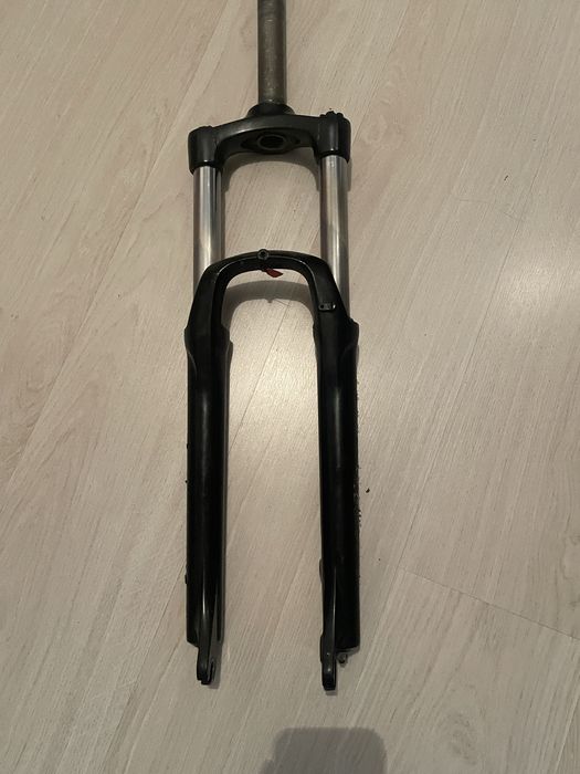 Продам вилку сантур хст