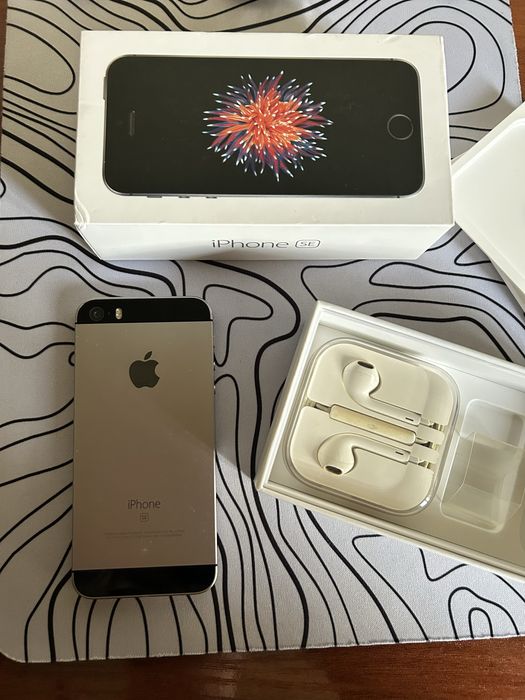 Продам iphone se 1, идеал