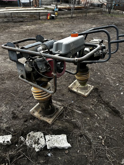 Продам вибро трамбовка (кенгуру) бензиновая