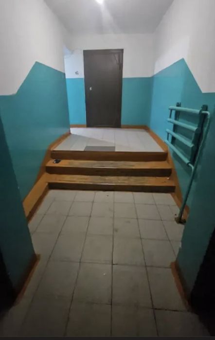 Спочно продам 2 ком кв 54 м2 в 4 микрорайоне