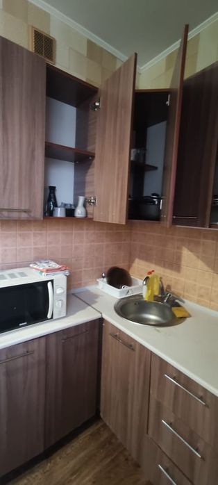 Кухня угловая б/у