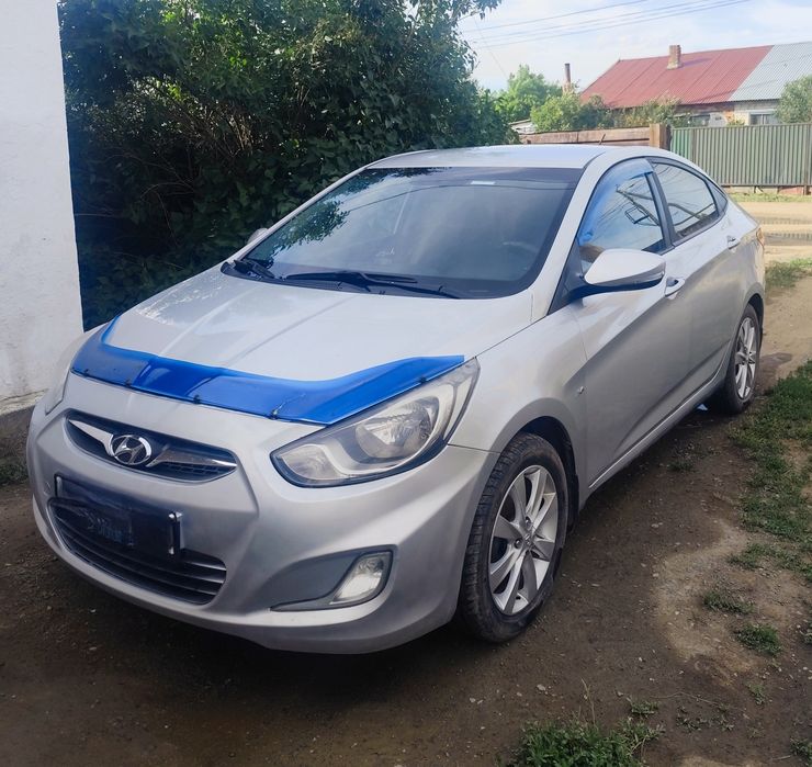 Hyundai accent продам