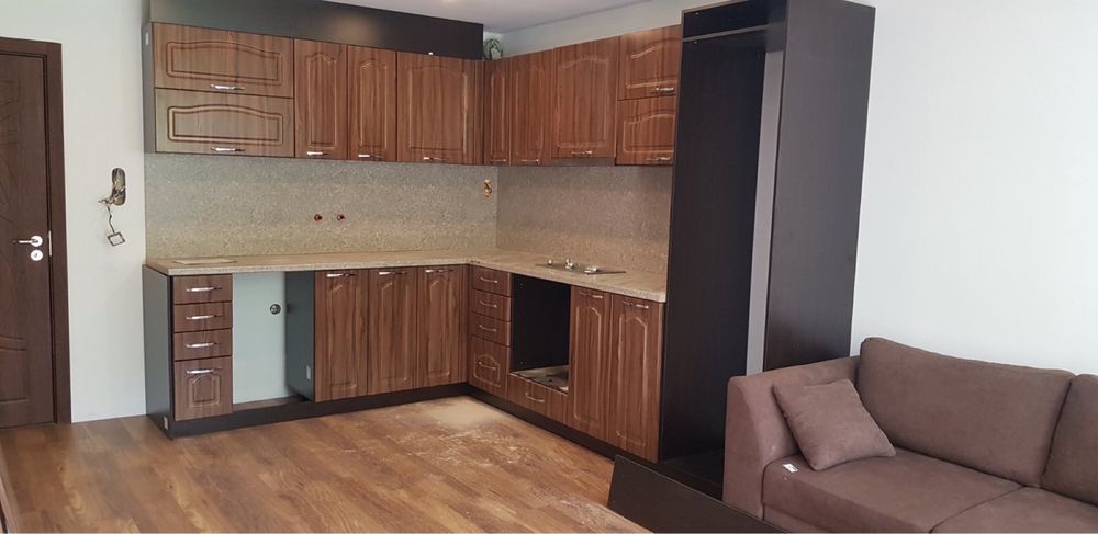 Сглобяване на мебели,монтаж,демонтаж на кухни,спални,холни секции