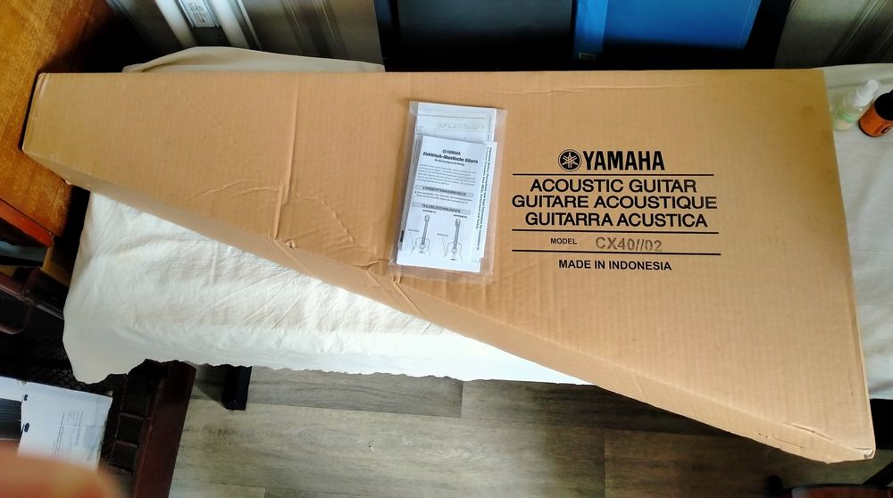 Гитара Yamaha CX40