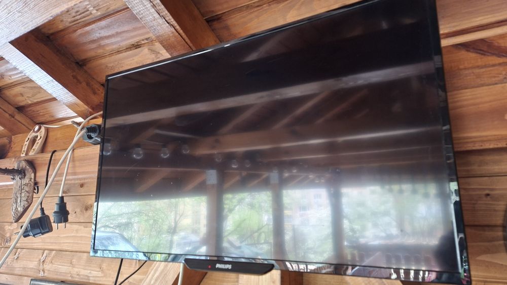 Телевизор Philips 32"