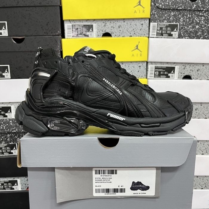 Balenciaga Runner (avem toate culorile)