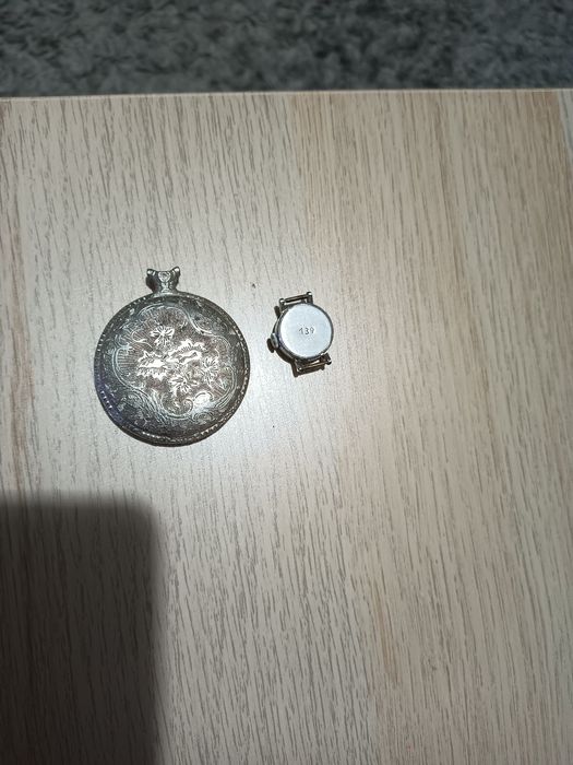 Продам часы механические