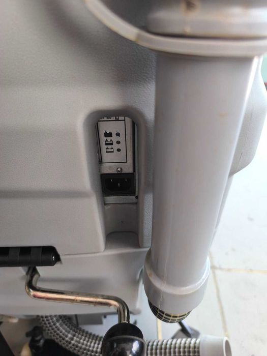 Подопочистващ скубер автомат COMAC Abila 52 BT