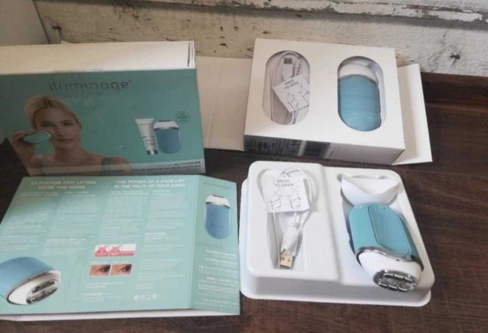 Уред против бръчки с LED, Радиочестота и Ionic Sculpt технология