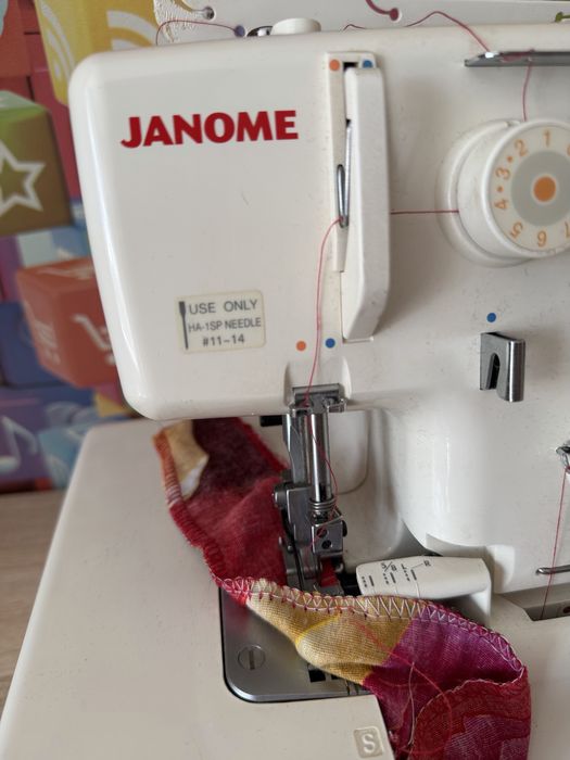 Оверлок Janome MyLock 205D