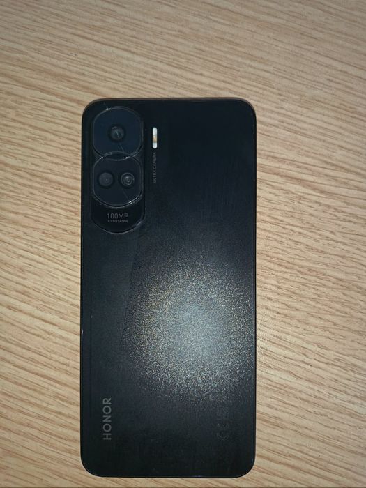 Honor 90 Lite  като нов