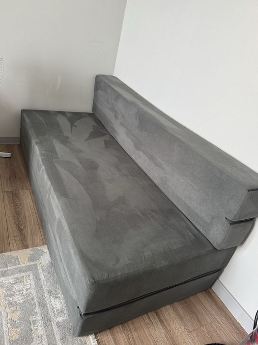 Продам 2 дивана в очень хорошем состояний