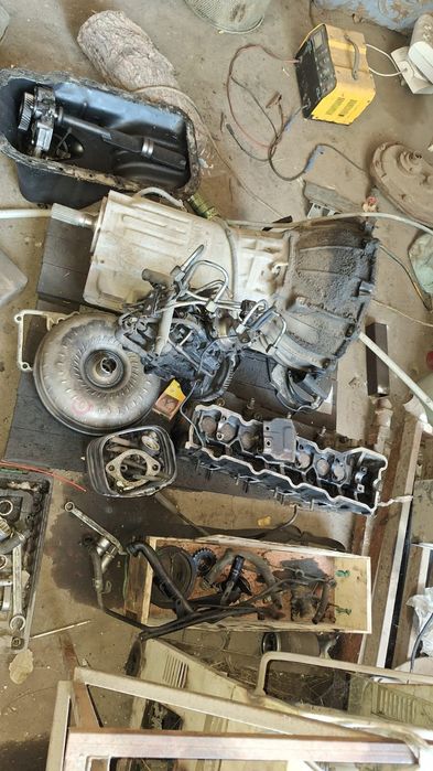 Запчасти от двигателя 4м40 Паджеро