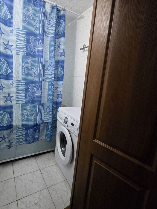 Сдам 2 ком +ком.усуги.8 мкр