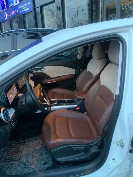 Монза сотилади кам юрган, краска тозза, жигаранг салон, ген берилади