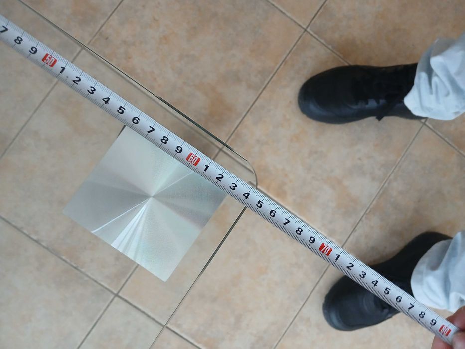 Стъклена холна маса 60 евро