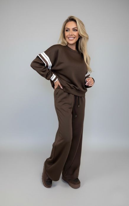 Дамски кафяв екип