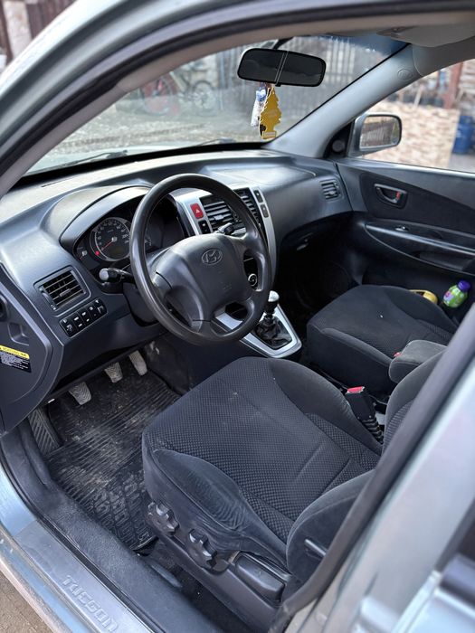 Hyundai tucson 4x4, 2.0crdi, 140cp, an 2006.