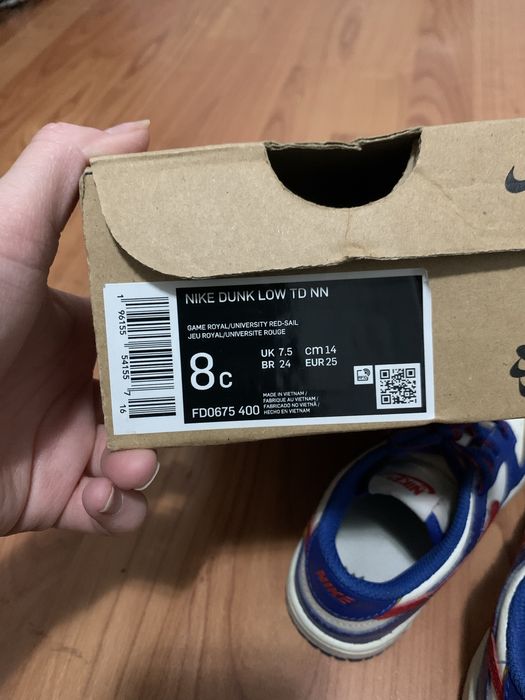 Adidasi copii nike marimea 25