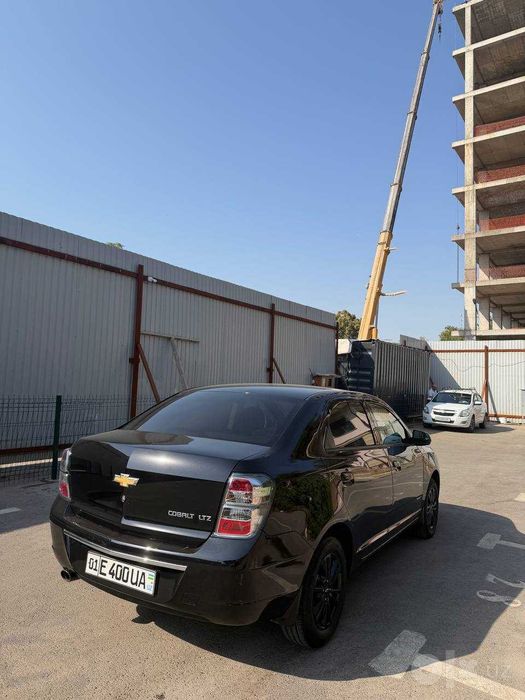 продаётся автомобиль