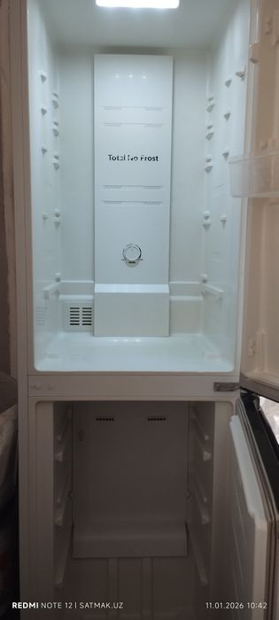 Срочно Продам холодильник Roisan