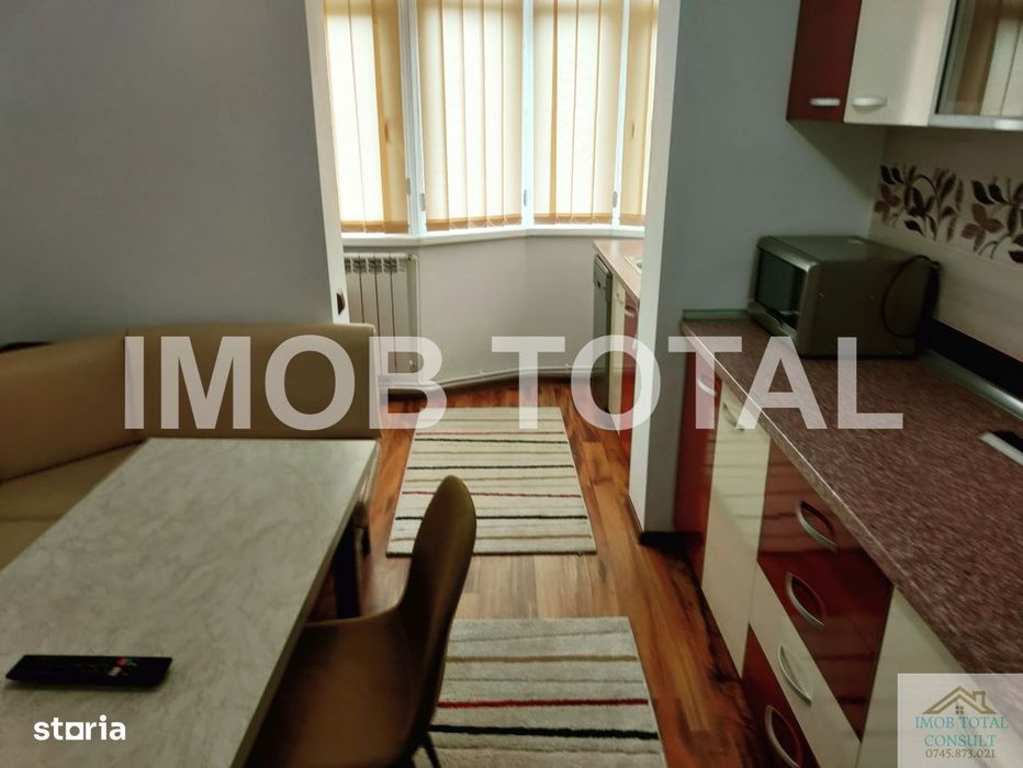 Apartament 3 camere zona Craiovei Gh Doja, parcare si centrala proprie