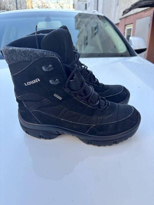 Bocanci LOWA marimea 44