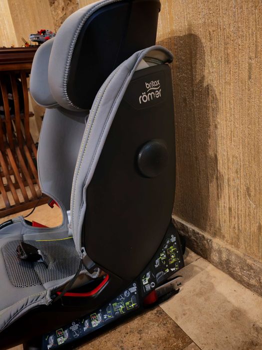 Scaun de mașină Britax Romer