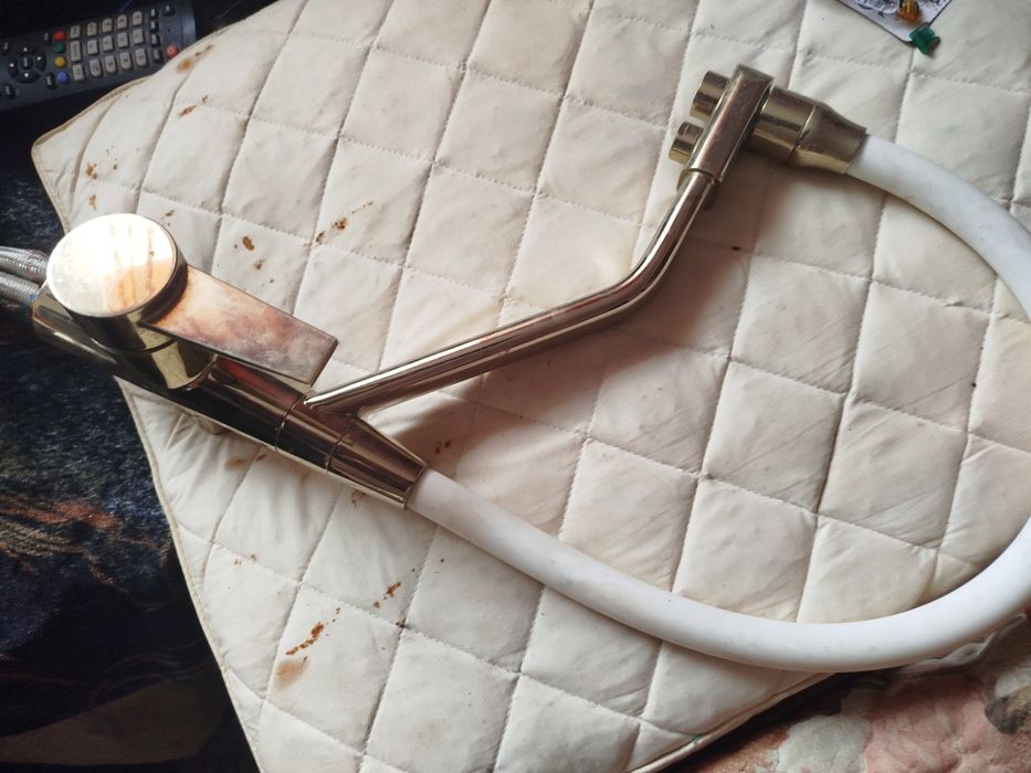 Продается смеситель.