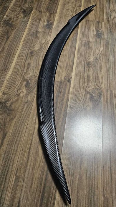 Eleron Carbon hibrid compatibil cu multe modele de autoturisme