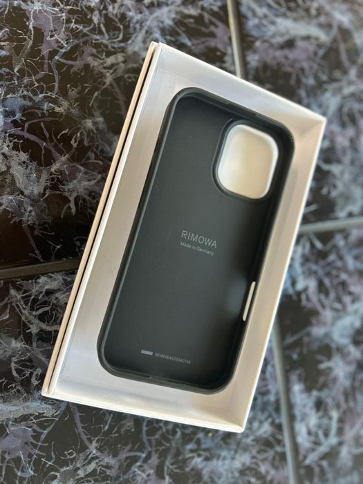 husa rimowa pentru iphone 17