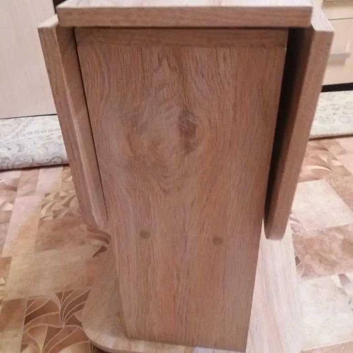 Столики чайные журнальные.