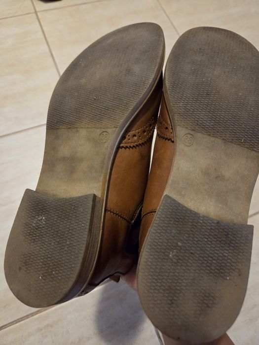 Botine din piele naturala