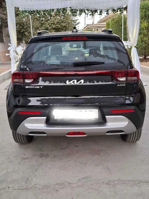Продам свой автомобиль KIA Sonet 2025г. 8800 км