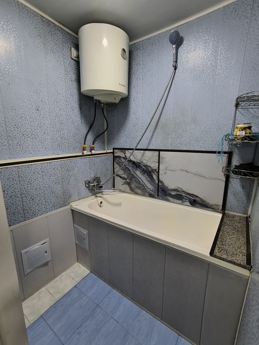 Спутник 9.  2х ком квартиру. Ремонт огород въезд для авто. Не торец